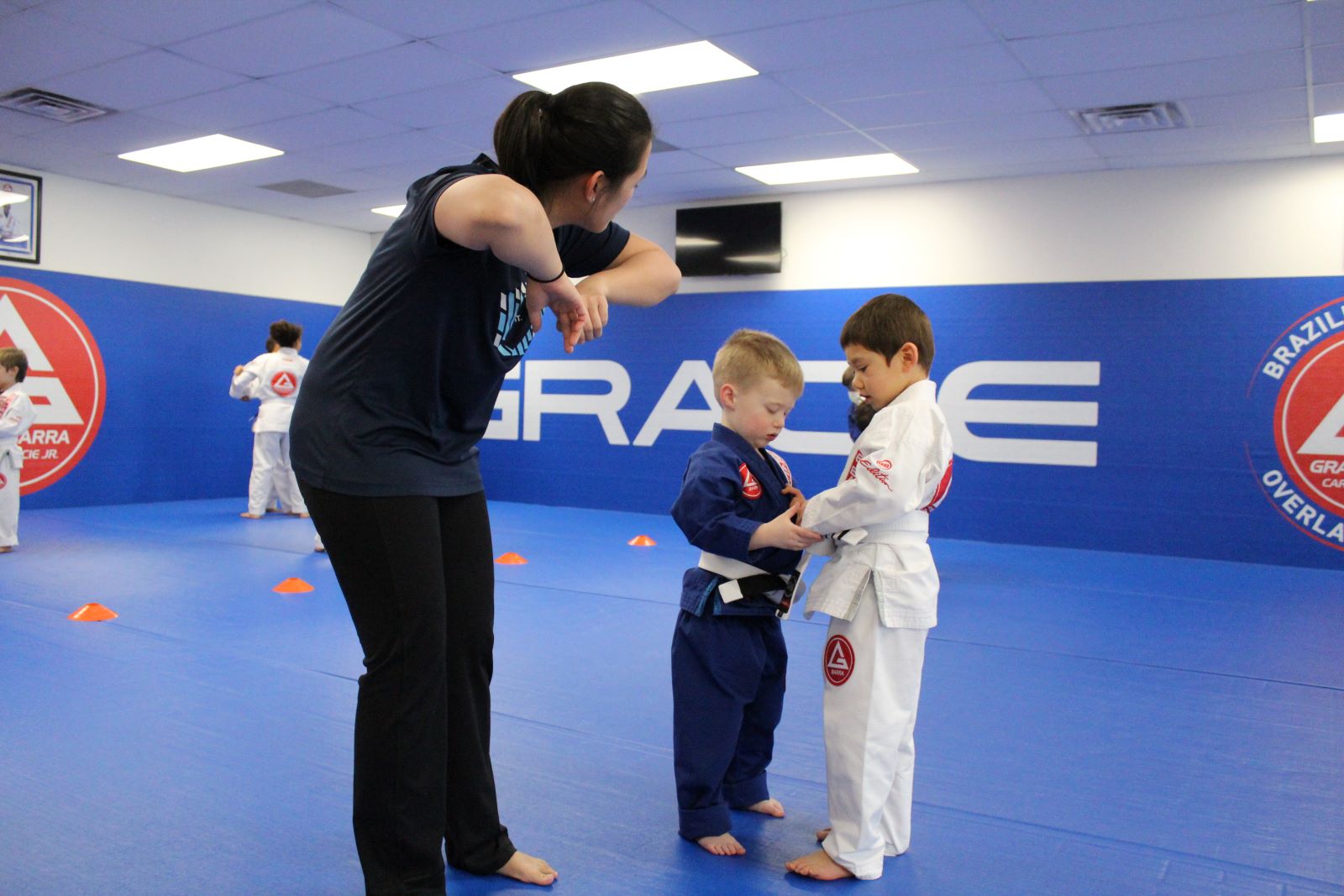 Self-Defense Classes Near Me - Gracie Barra Overland Park